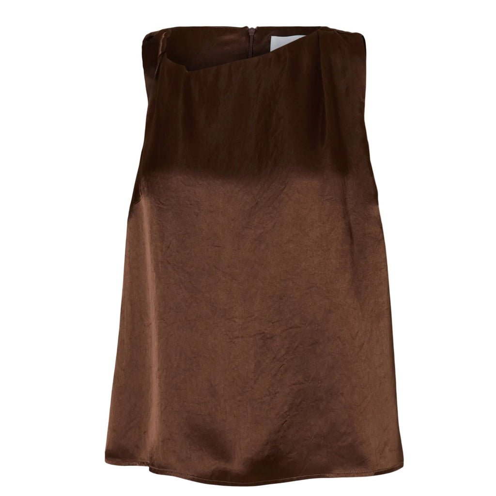 selectedfemmebruinetop